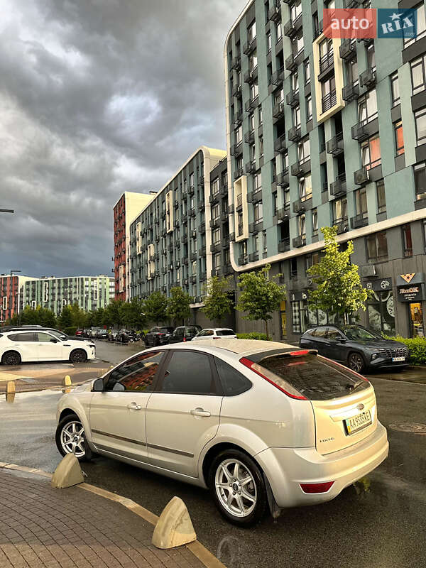 Хэтчбек Ford Focus 2010 в Киеве фото 4 Хэтчбек Ford Focus 2010 в Киеве