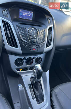 Хетчбек Ford Focus 2014 в 
