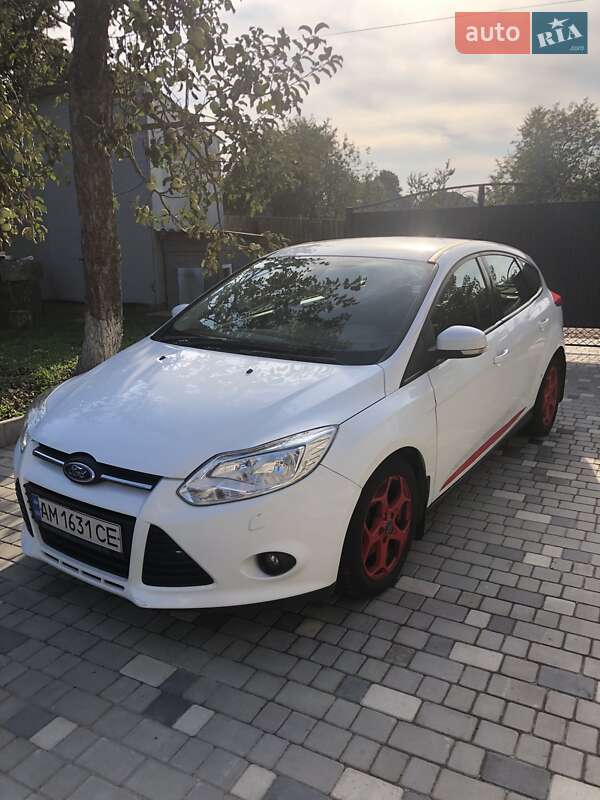 Хэтчбек Ford Focus 2012 в Овруче