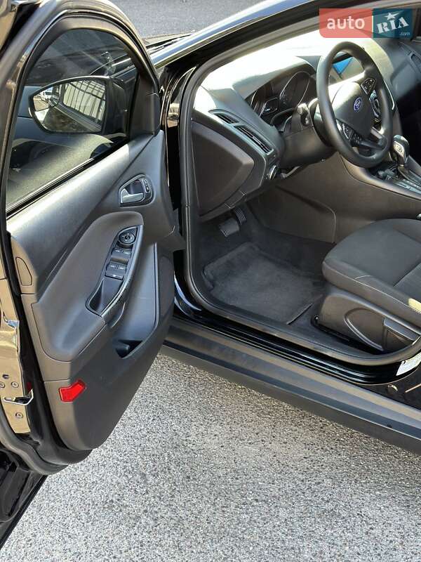 Седан Ford Focus 2018 в Киеве