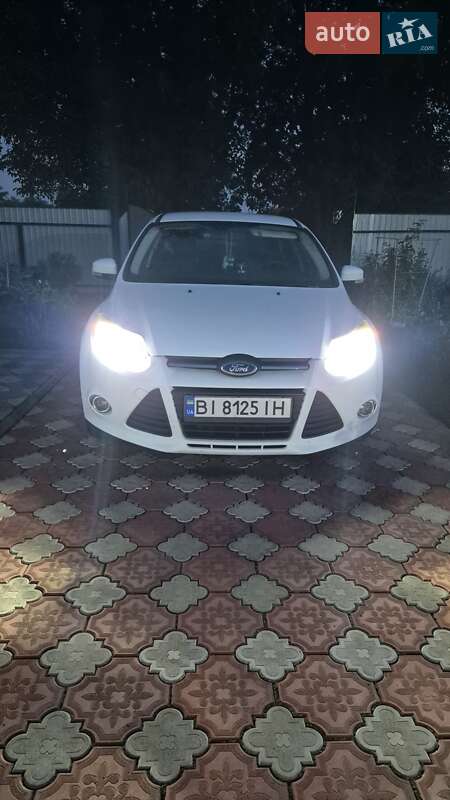 Хэтчбек Ford Focus 2013 в Полтаве