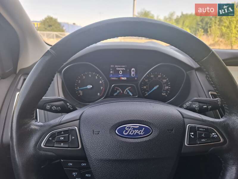 Хетчбек Ford Focus 2017 в Запоріжжі