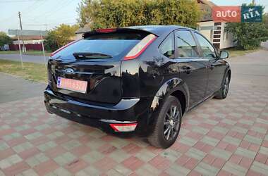 Хэтчбек Ford Focus 2009 в 