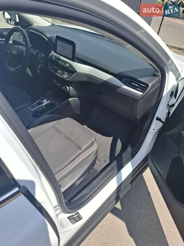 Хэтчбек Ford Focus 2019 в Днепре фото 14 Хэтчбек Ford Focus 2019 в Днепре