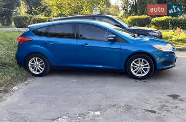 Хэтчбек Ford Focus 2015 в 
