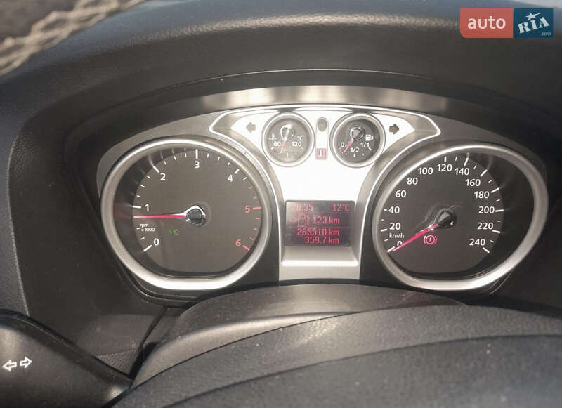 Универсал Ford Focus 2010 в Хусте