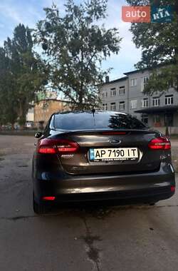 Седан Ford Focus 2016 в 