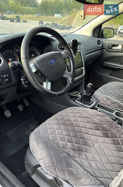 Хетчбек Ford Focus 2006 в 
