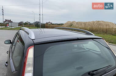 Универсал Ford Focus 2010 в 
