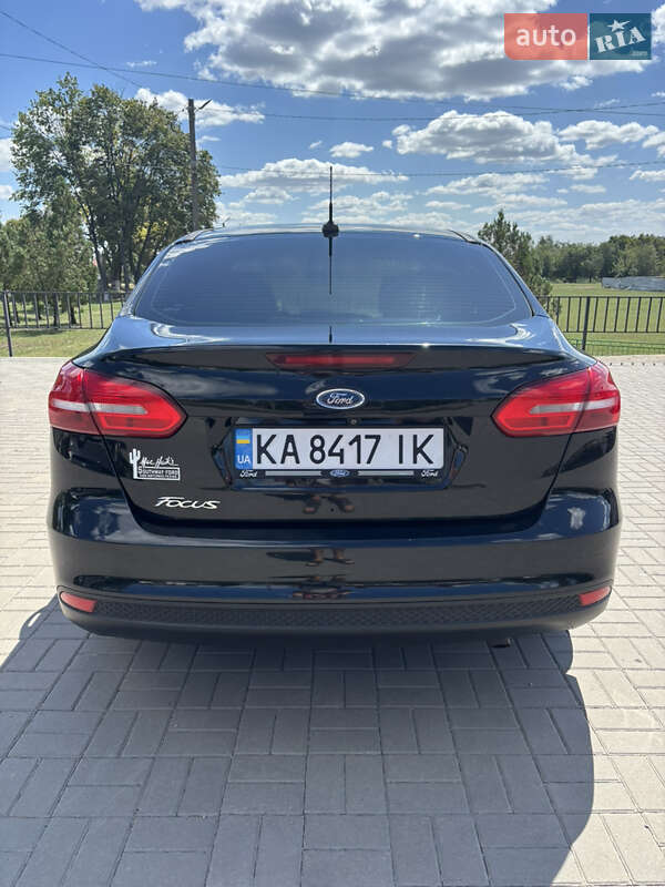 Седан Ford Focus 2018 в Лозовой