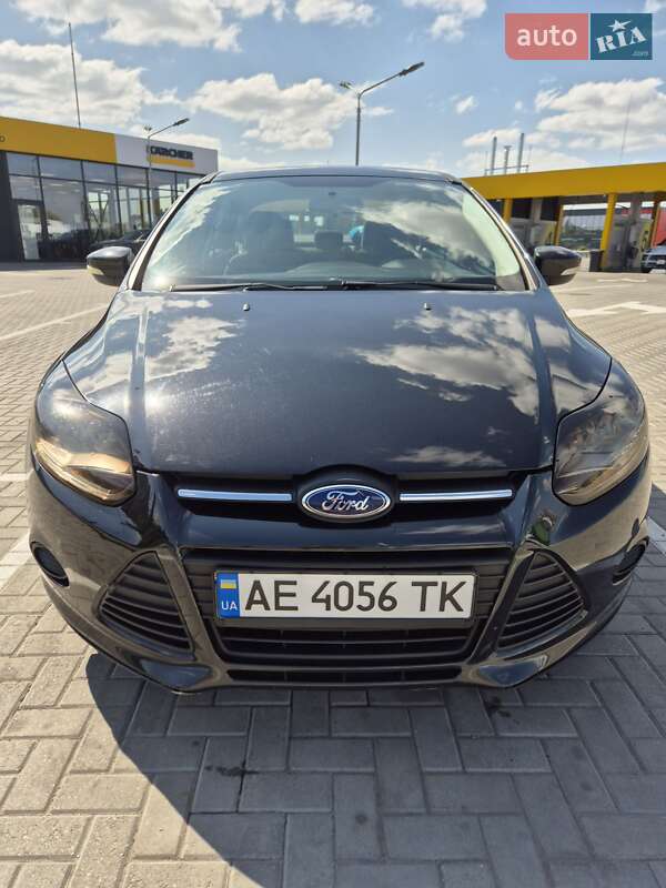 Седан Ford Focus 2013 в Дніпрі