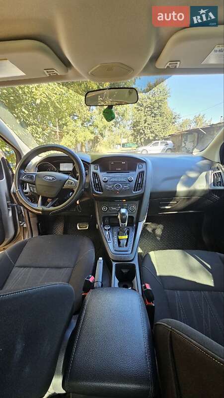 Седан Ford Focus 2015 в Бершади