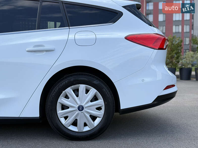 Универсал Ford Focus 2019 в Киеве