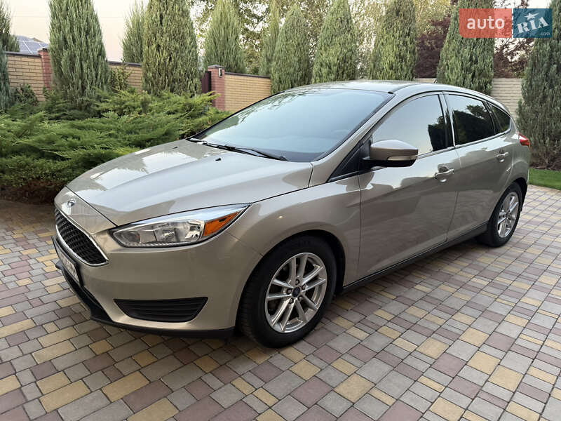 Хэтчбек Ford Focus 2015 в Днепре