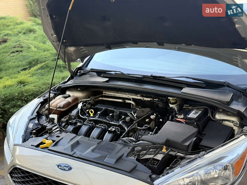 Хэтчбек Ford Focus 2015 в Днепре