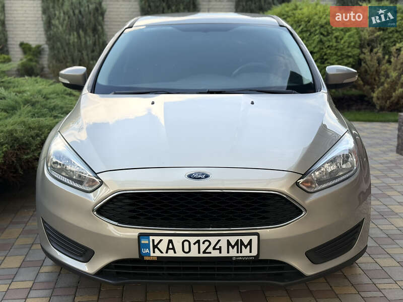 Хэтчбек Ford Focus 2015 в Днепре