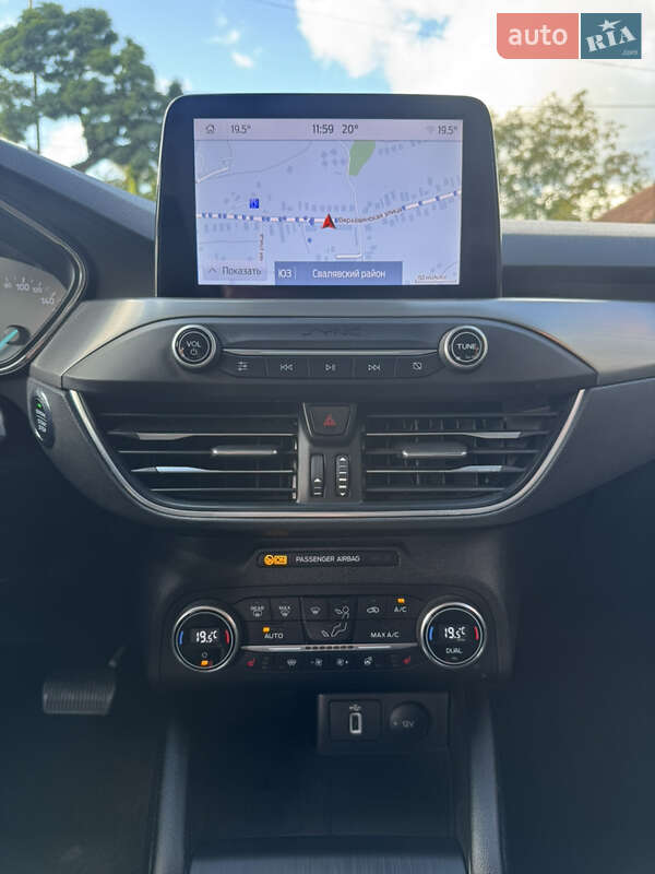 Универсал Ford Focus 2020 в Сваляве