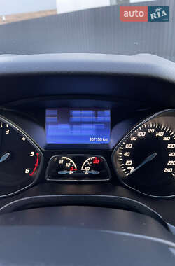 Универсал Ford Focus 2013 в 