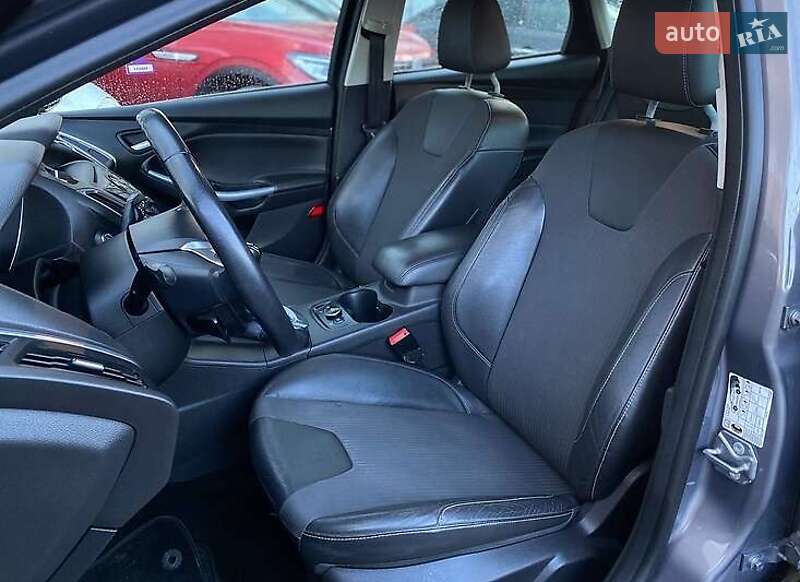 Хэтчбек Ford Focus 2011 в Львове