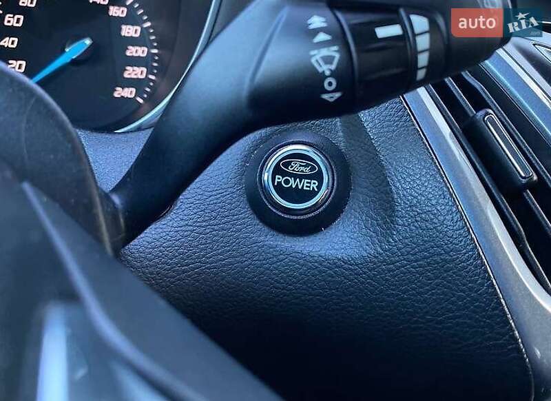 Хэтчбек Ford Focus 2011 в Львове