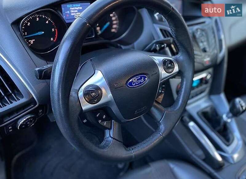 Хэтчбек Ford Focus 2011 в Львове