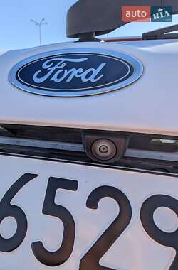 Хэтчбек Ford Focus 2016 в 