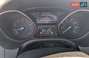 Хэтчбек Ford Focus 2016 в 