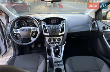 Универсал Ford Focus 2012 в 
