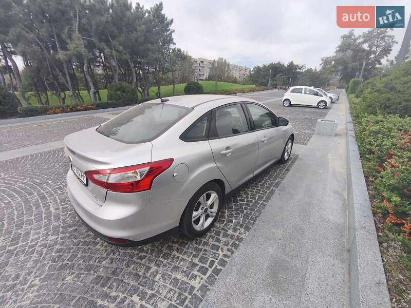Седан Ford Focus 2014 в Днепре