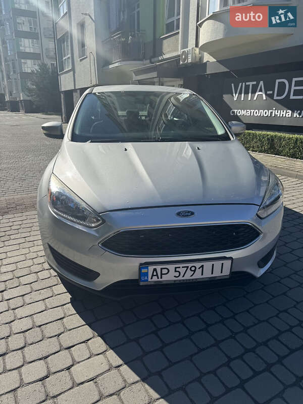 Седан Ford Focus 2015 в Івано-Франківську