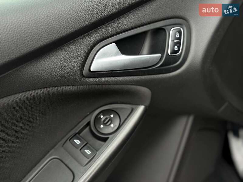 Универсал Ford Focus 2015 в Ровно