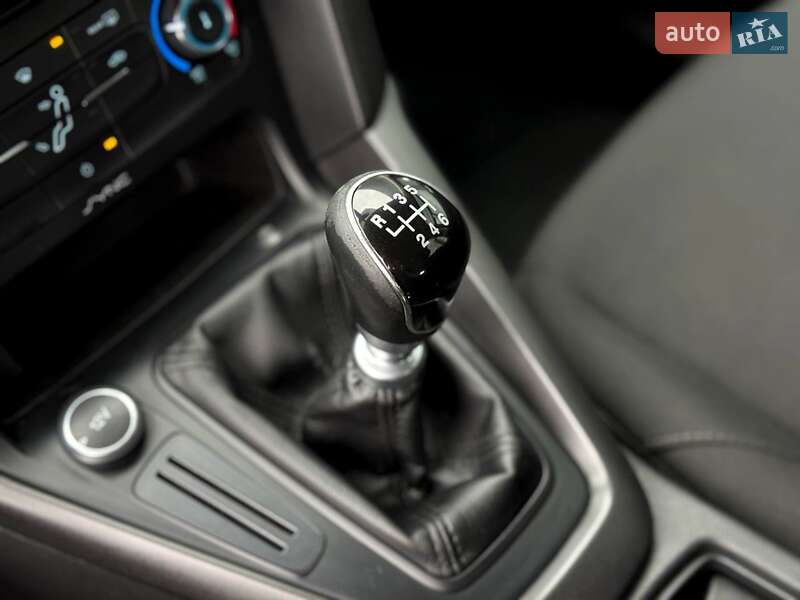 Универсал Ford Focus 2015 в Ровно