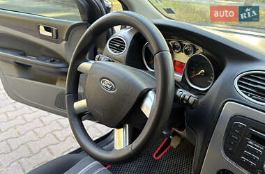Универсал Ford Focus 2010 в 