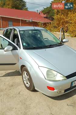 Хэтчбек Ford Focus 1999 в Киеве