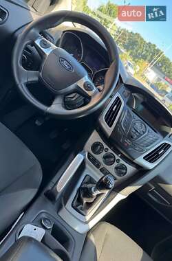 Универсал Ford Focus 2012 в 