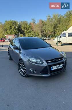 Хэтчбек Ford Focus 2012 в Запорожье