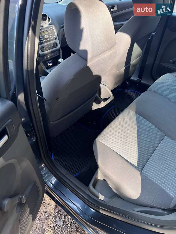 Универсал Ford Focus 2006 в Житомире фото 12 Универсал Ford Focus 2006 в Житомире