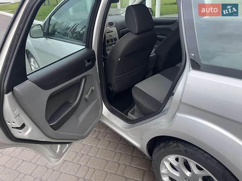 Универсал Ford Focus 2008 в Ровно фото 18 Универсал Ford Focus 2008 в Ровно