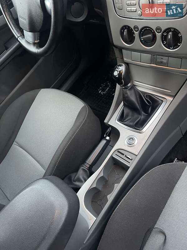 Универсал Ford Focus 2008 в Ровно фото 26 Универсал Ford Focus 2008 в Ровно