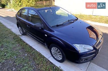 Хэтчбек Ford Focus 2006 в 