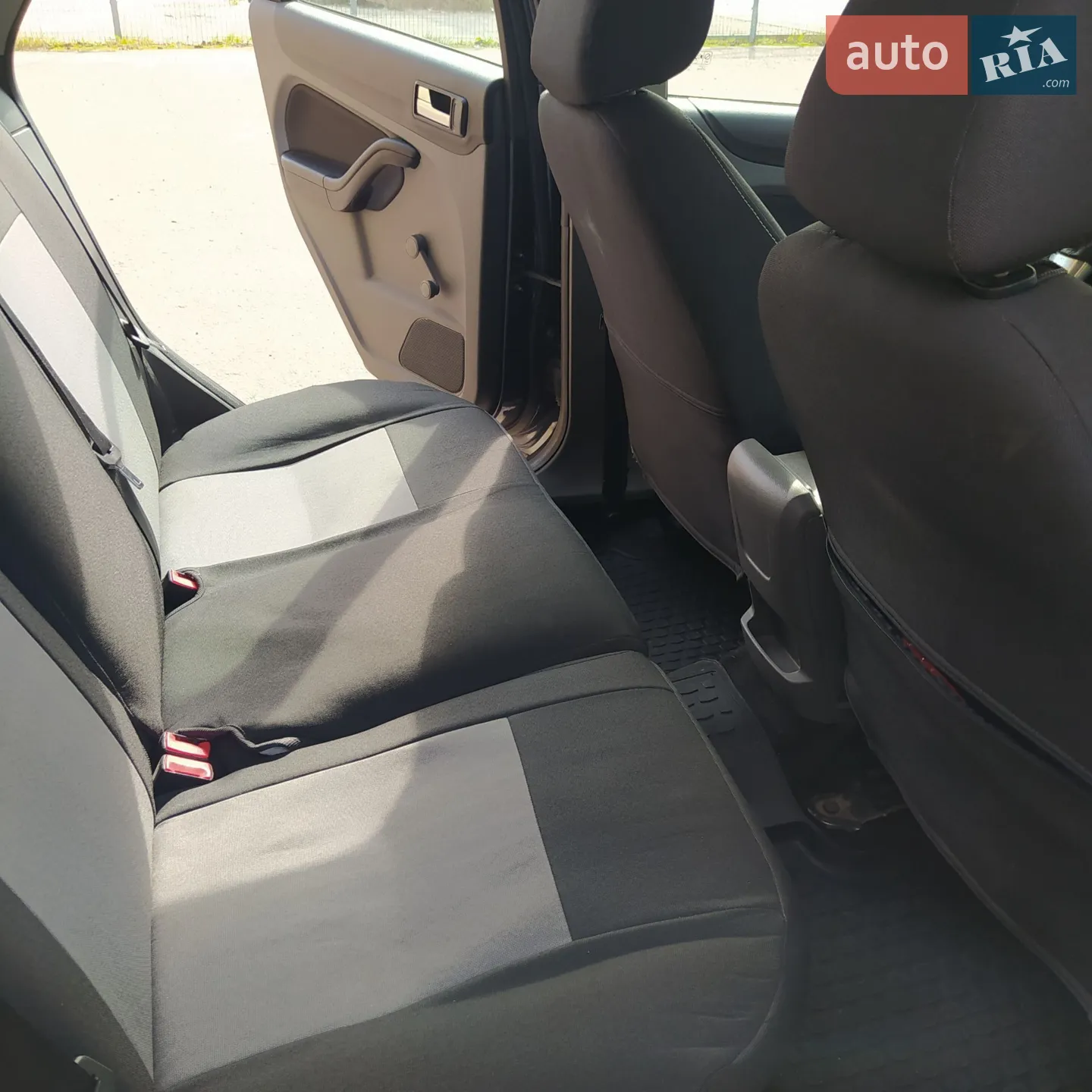 2011 Ford Focus - мініатюра 4