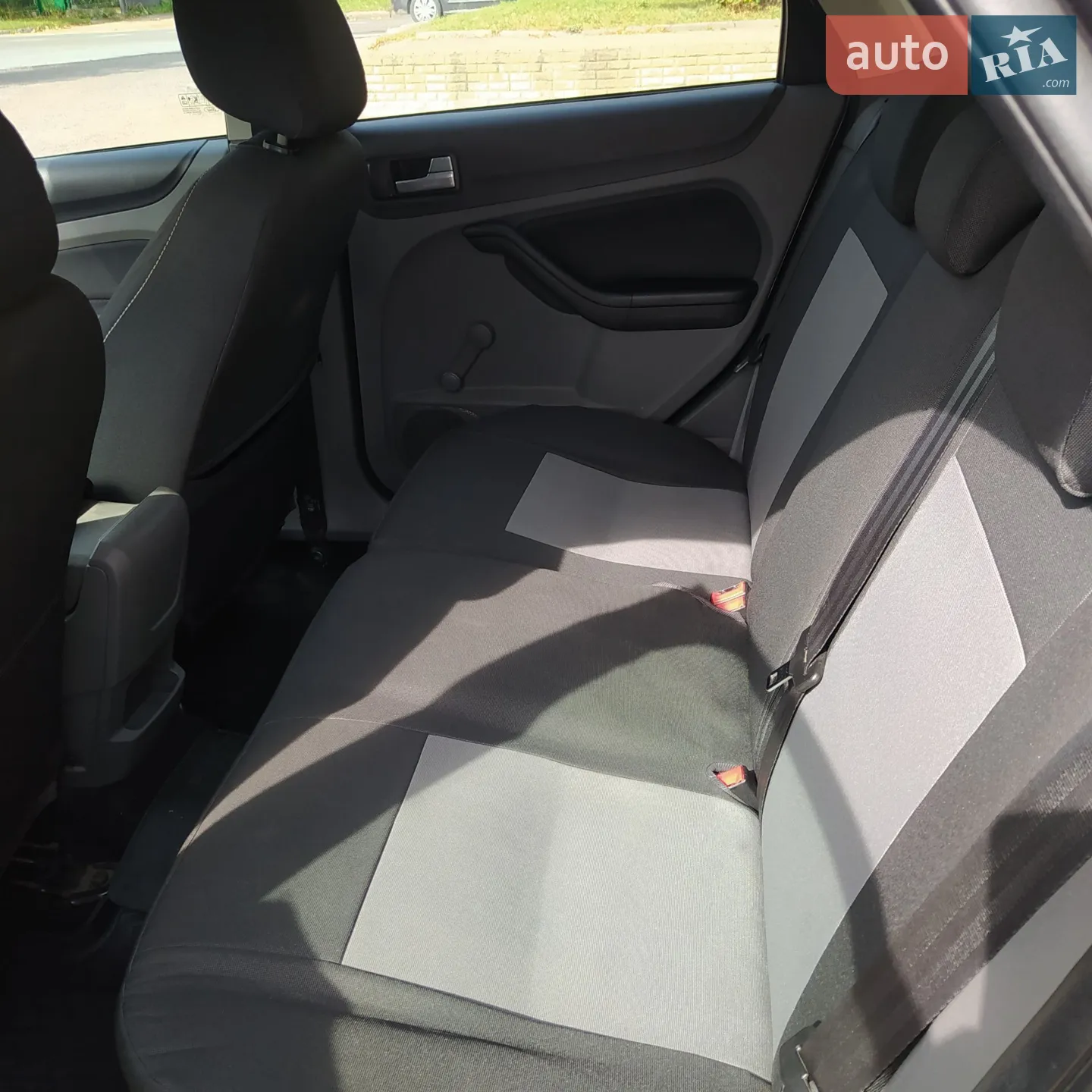 2011 Ford Focus - мініатюра 25