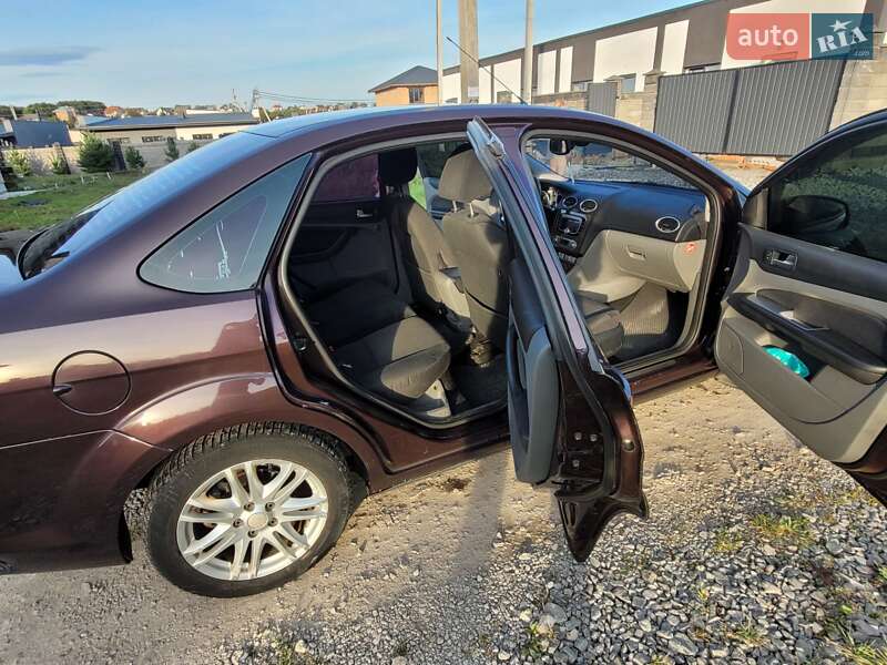 Седан Ford Focus 2008 в Ровно фото 7 Седан Ford Focus 2008 в Ровно