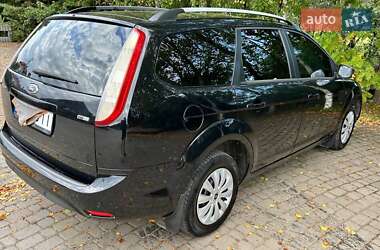 Универсал Ford Focus 2010 в 