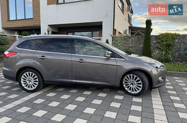 Универсал Ford Focus 2012 в 