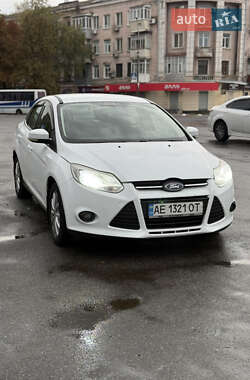Седан Ford Focus 2013 в Новомосковске