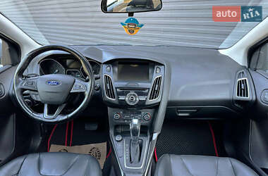 Хэтчбек Ford Focus 2017 в 
