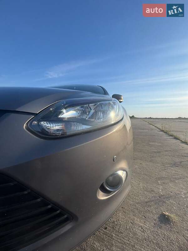 Седан Ford Focus 2011 в Ракитном фото 14 Седан Ford Focus 2011 в Ракитном