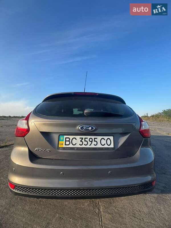 Седан Ford Focus 2011 в Ракитном фото 19 Седан Ford Focus 2011 в Ракитном