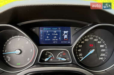 Универсал Ford Focus 2013 в 